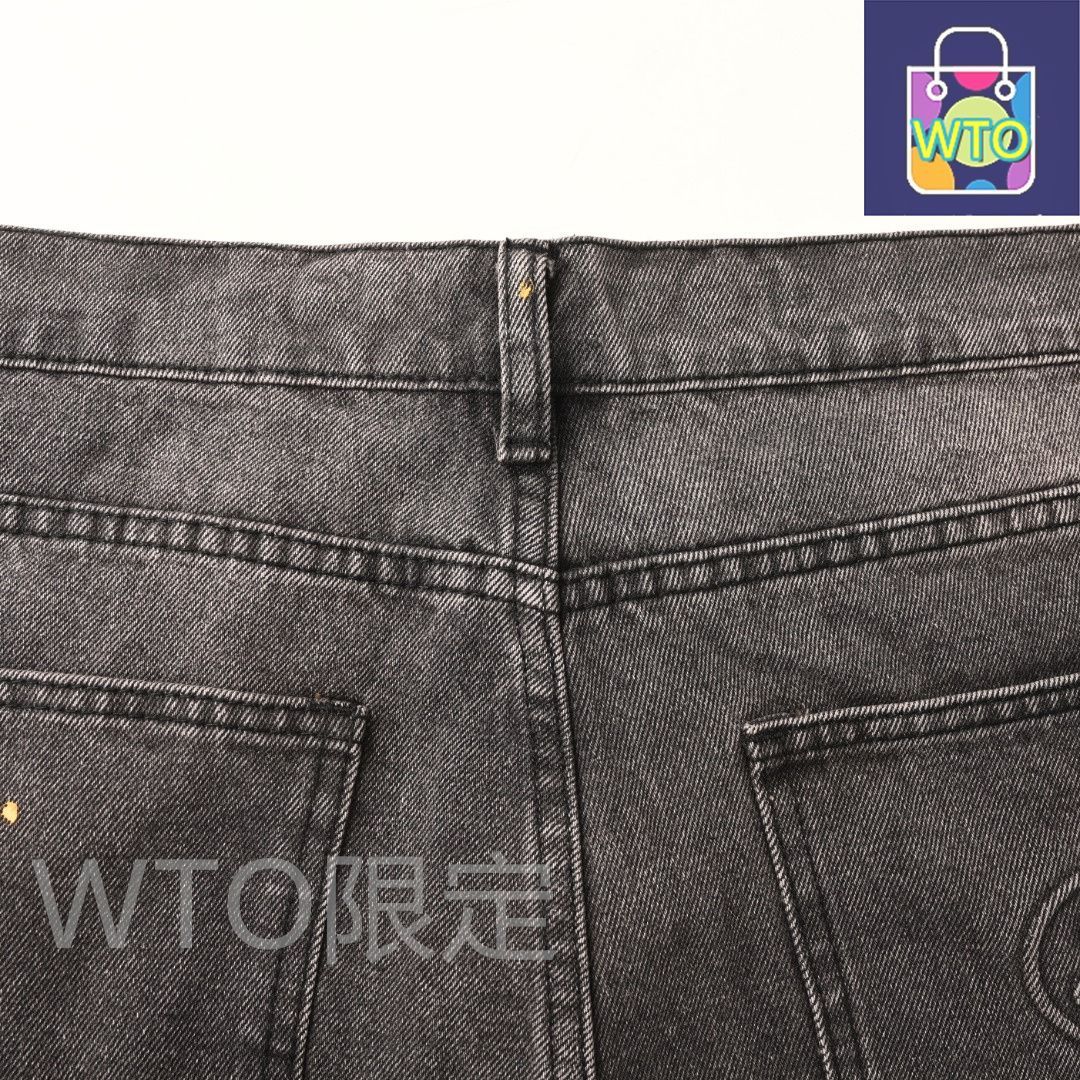 スマイル破洞ジーンズ