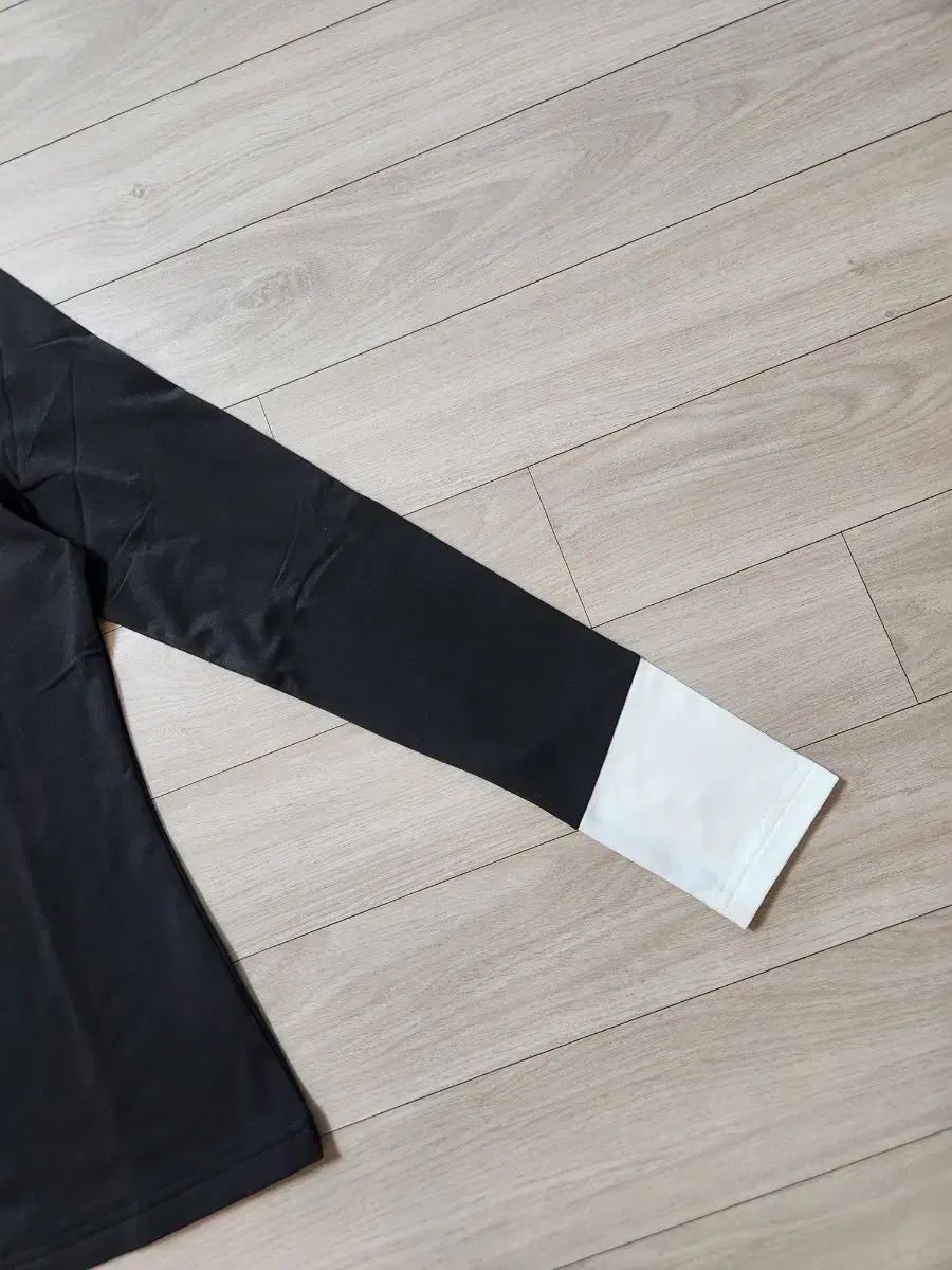 ハイネック 起毛Tシャツ