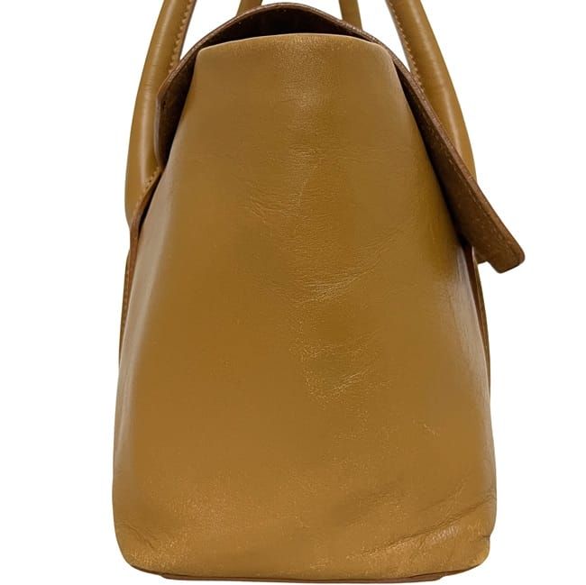 ヒロフ トートバッグ キャメル ブラウン 美品 レザー 中古 M21 40072 HIROFU 肩掛け フラップ ハンドバッグ Hロゴ レディース 女性 定番 人気 茶色 革バッグ シンプル ワンポイント ロゴ 刻印 フラップバッグ ヒロフ トートバッグ キャメル ブラウン 美品 レザー M21