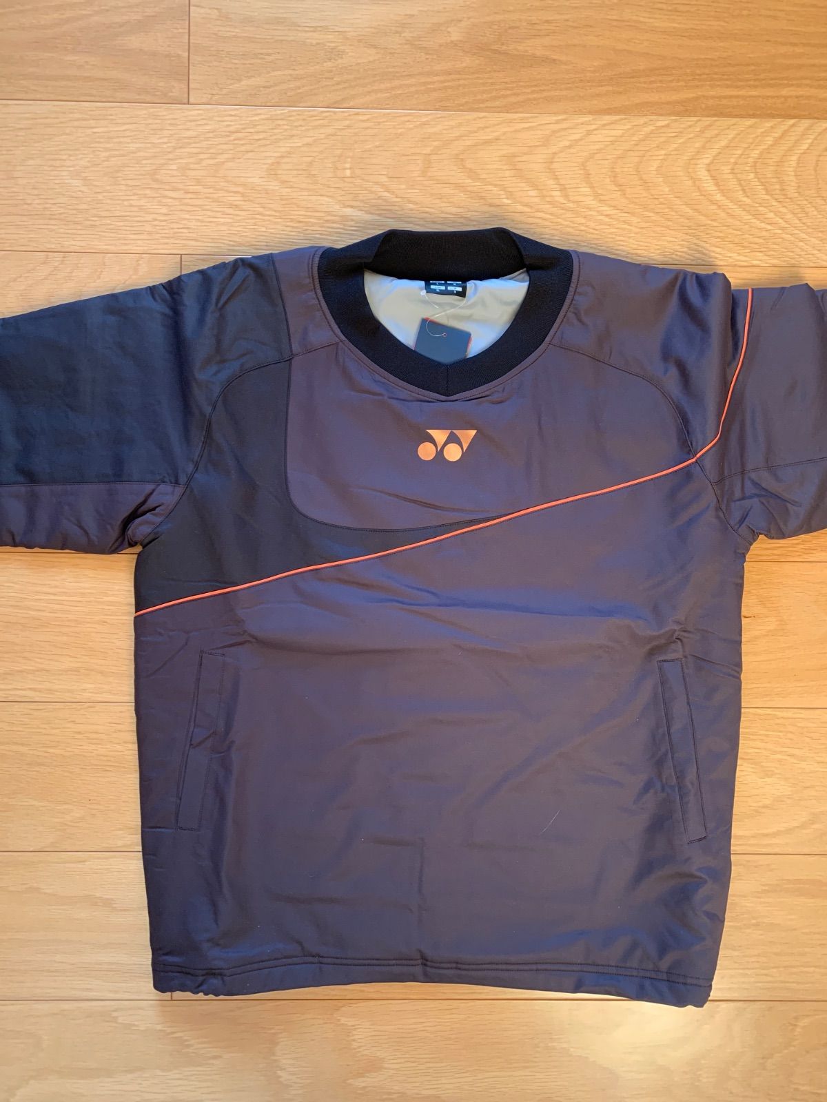 YONEX 中綿Vブレーカー チョコレート O