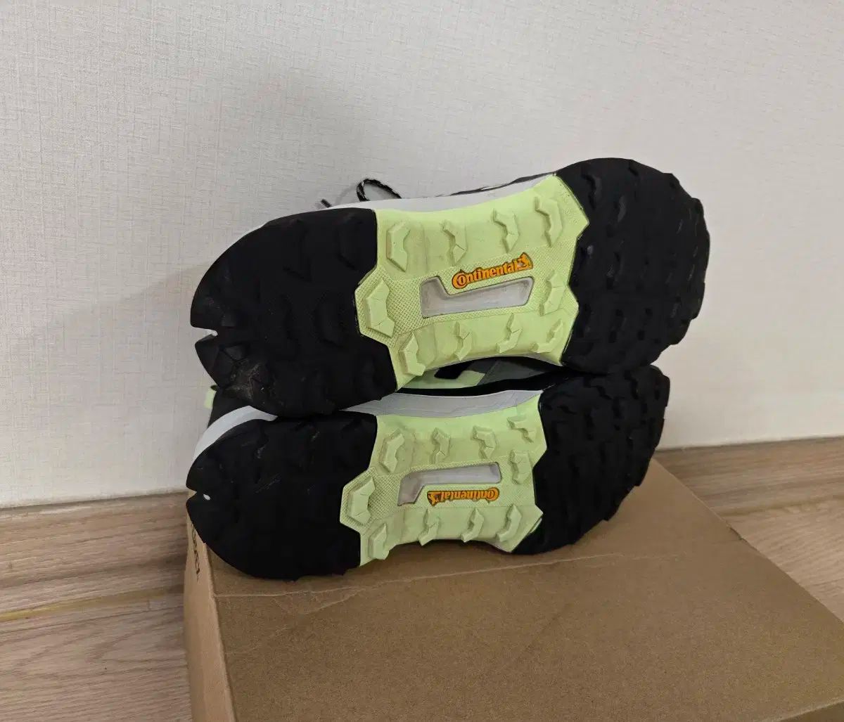 トレッキングシューズ テレックス