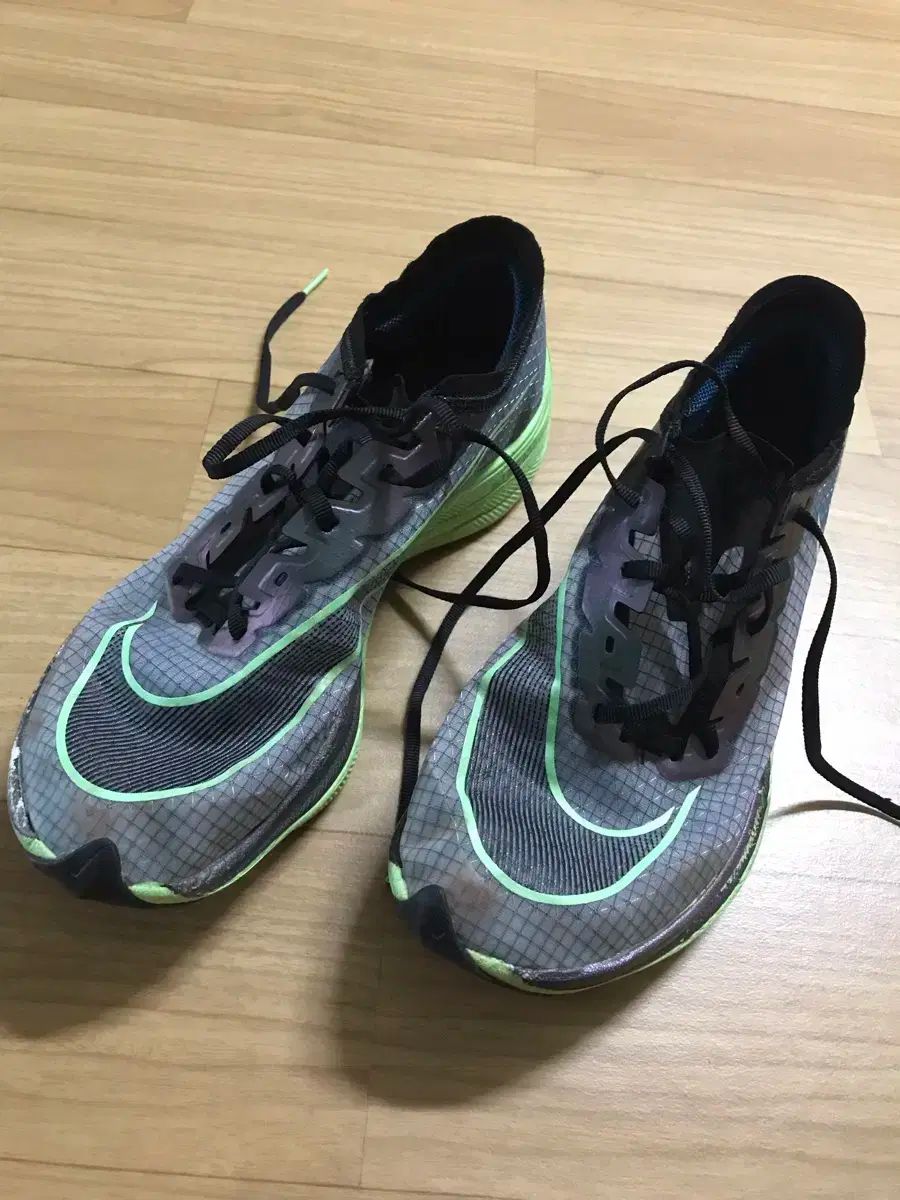 ヴェイパーフライ1 250 NIKE ナイキ