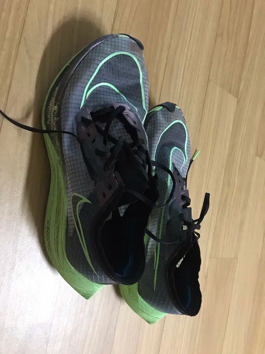 ヴェイパーフライ1 250 NIKE ナイキ