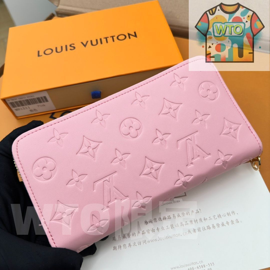 財布はパッドMonogramエンボス模様の小羊の皮で縫製され LV