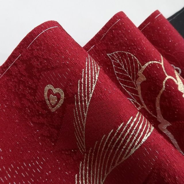 ❁tomihisa❁新品 薔薇 刺繍 銀通し 着物“薔薇を抱いて艶を挿す貴女を