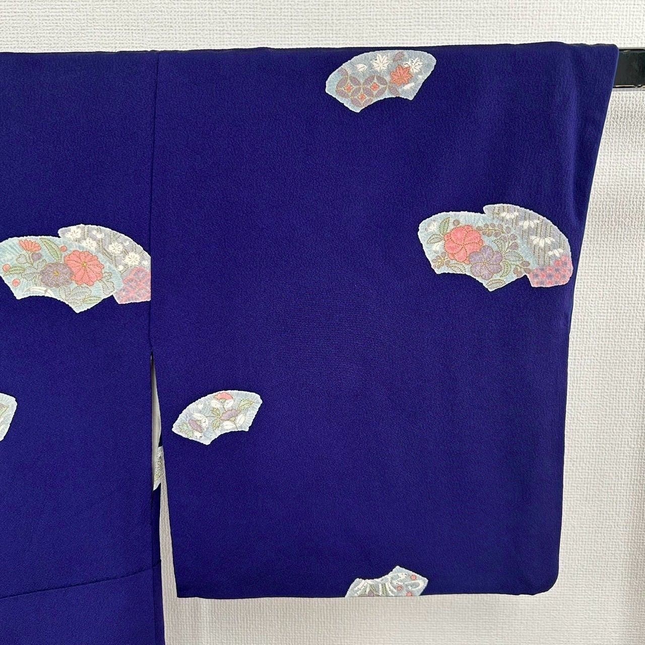 正絹 変わり縮緬 小紋 美品 楽天市場】【新古品】 小紋 着物 反物 正絹 着尺 手染め 浜ちりめん