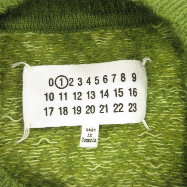 総柄 クルーネック