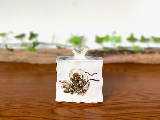 メーカー直送 九谷焼 一輪挿し 花瓶 変形 風神雷神 鉄線 小槌 4寸 桐箱台付