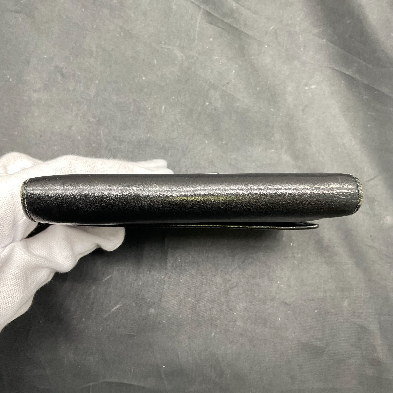 グッチ 二つ折り財布