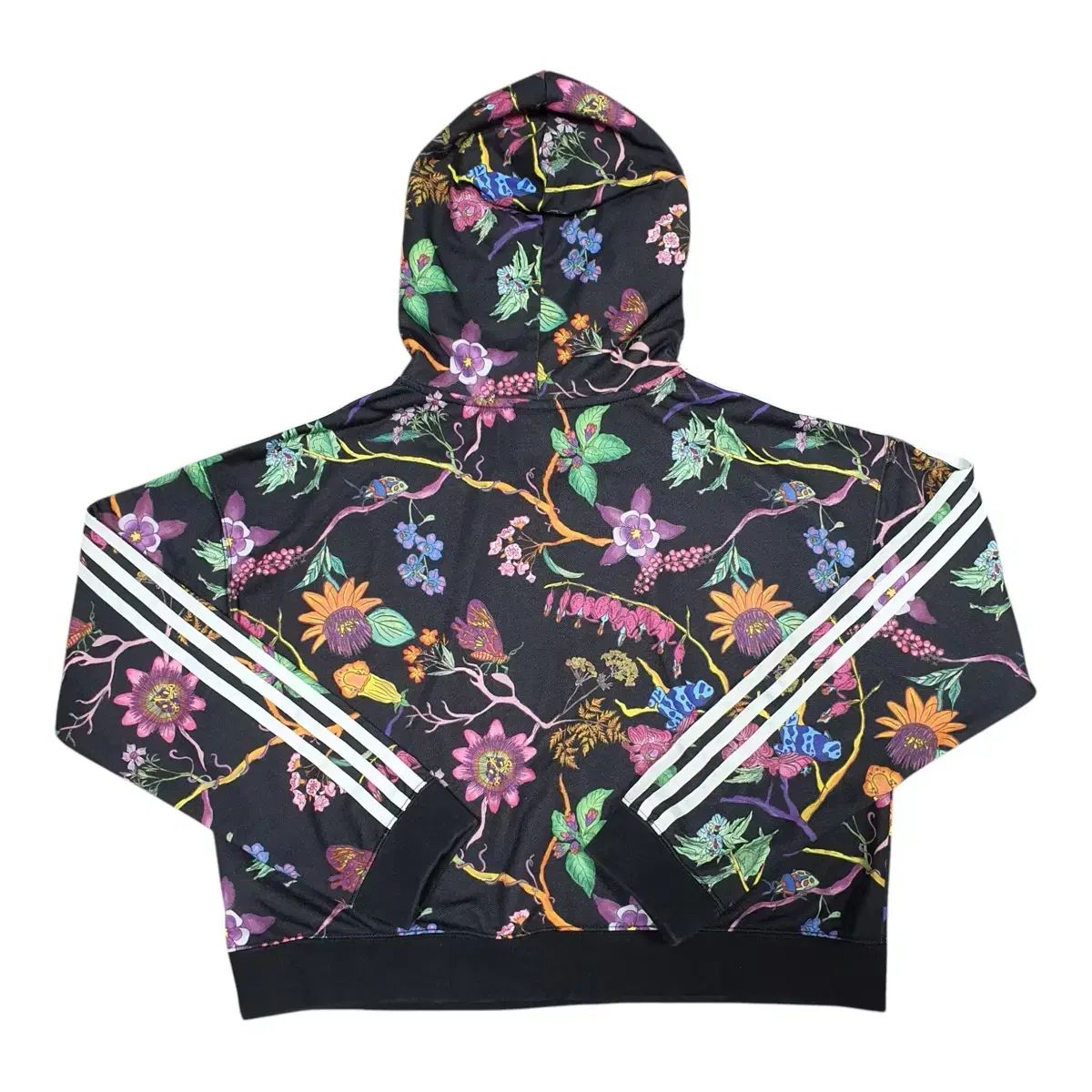 即配 アディダス フローラル ジオメトリ柄 クロップド WHO Tシャツ