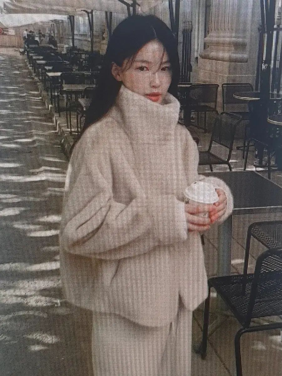 海外配送 アイボリー ブラック ハイネック ショート ファー コート