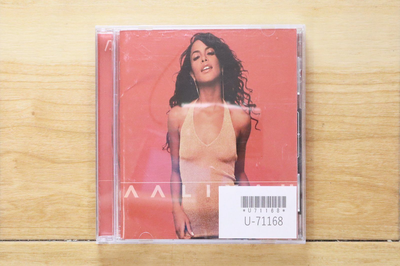 新品 Aaliyah / CD 国内初盤 帯付 / 追悼ハイプステッカー付 新品 Aaliyah / CD 国内初盤 帯付 / 追悼ハイプステッカー付 Aaliyah