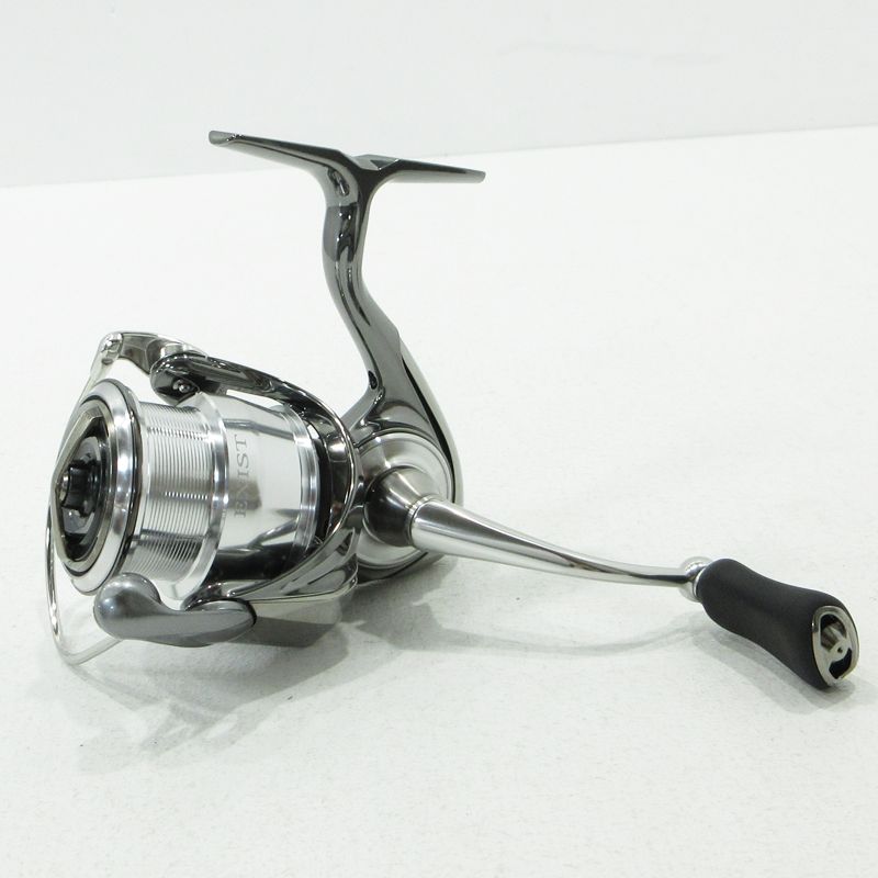 三重本店】 中古 Daiwa | ダイワ リール スピニング 22イグジスト