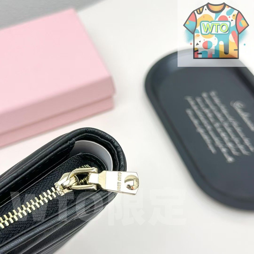  MIUMIU財布 -WTO輸入-RKS 17 長財布 小物