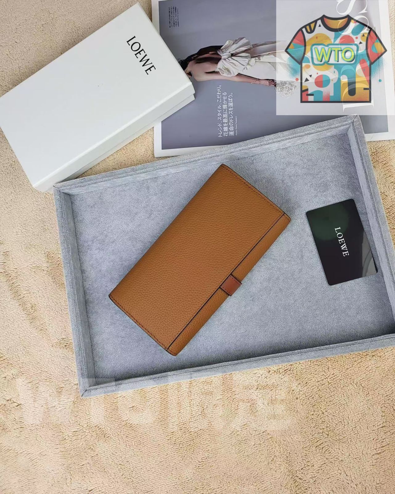 LOEWE財布