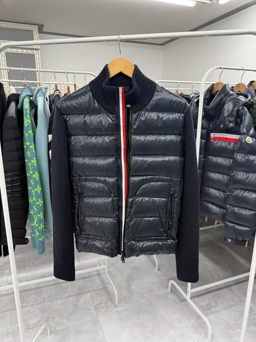 当日発送 S モンクレール 光沢 3本線 ライニング ニットダウン S