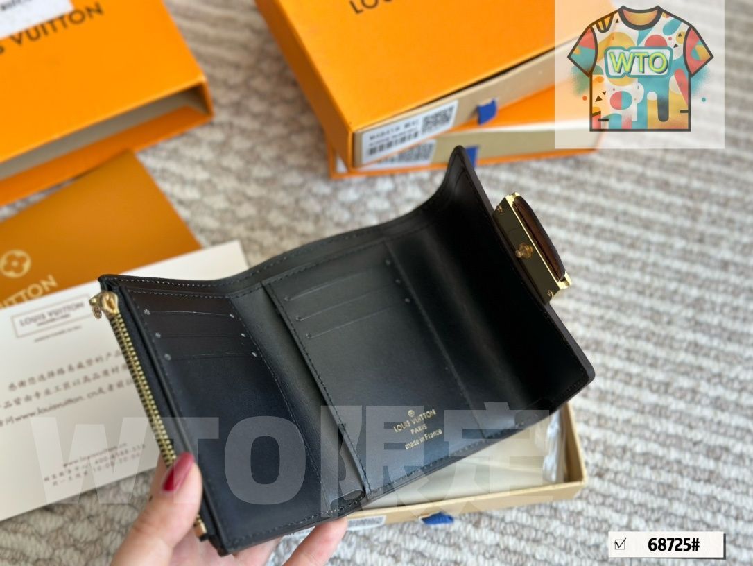 ダフネウォレット