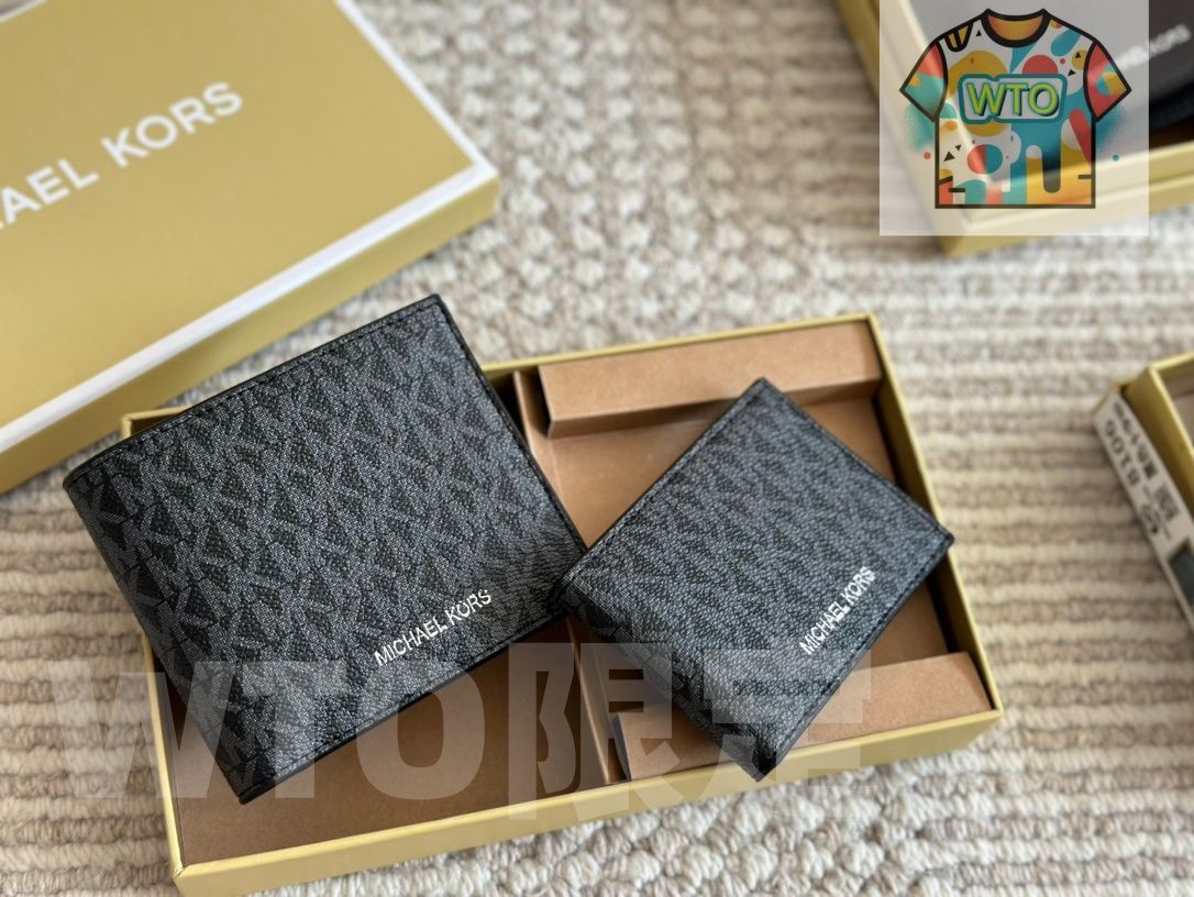 ウォレット＆キーホルダー ギフトボックス付き