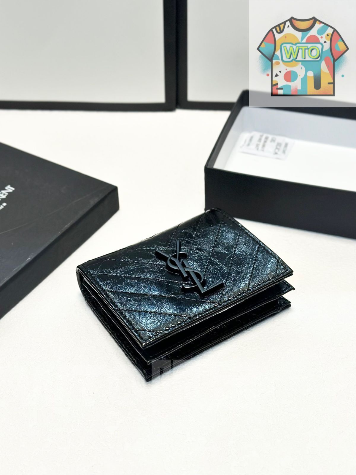 イヴ サンローラン オイルドレザー ウォレット 11×10cm ボックス付き