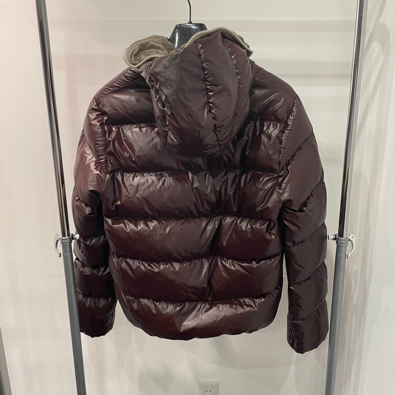 デュベティカ ダウンジャケット B25093937