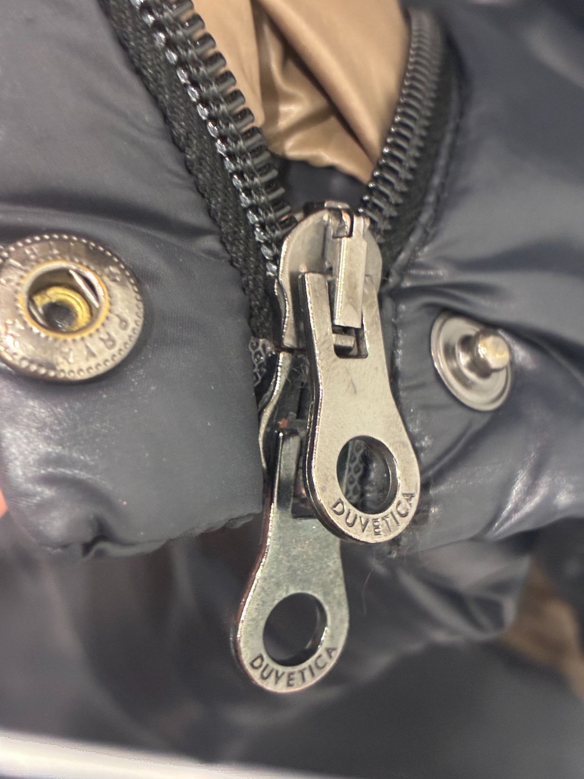 ダウンジャケット