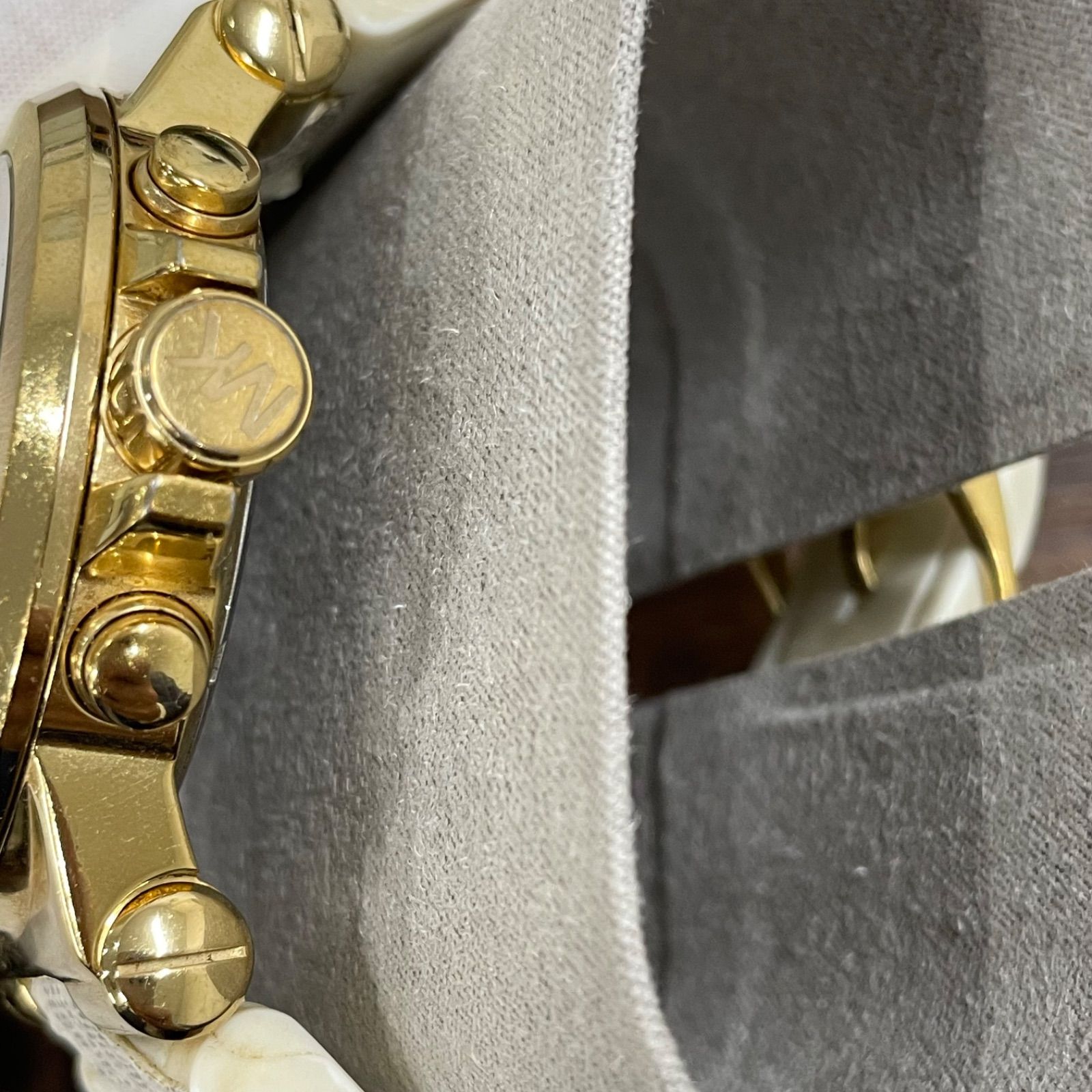 MICHAEL KORS マイケルコース DYLAN MK-8937 腕時計 ホワイト 白 