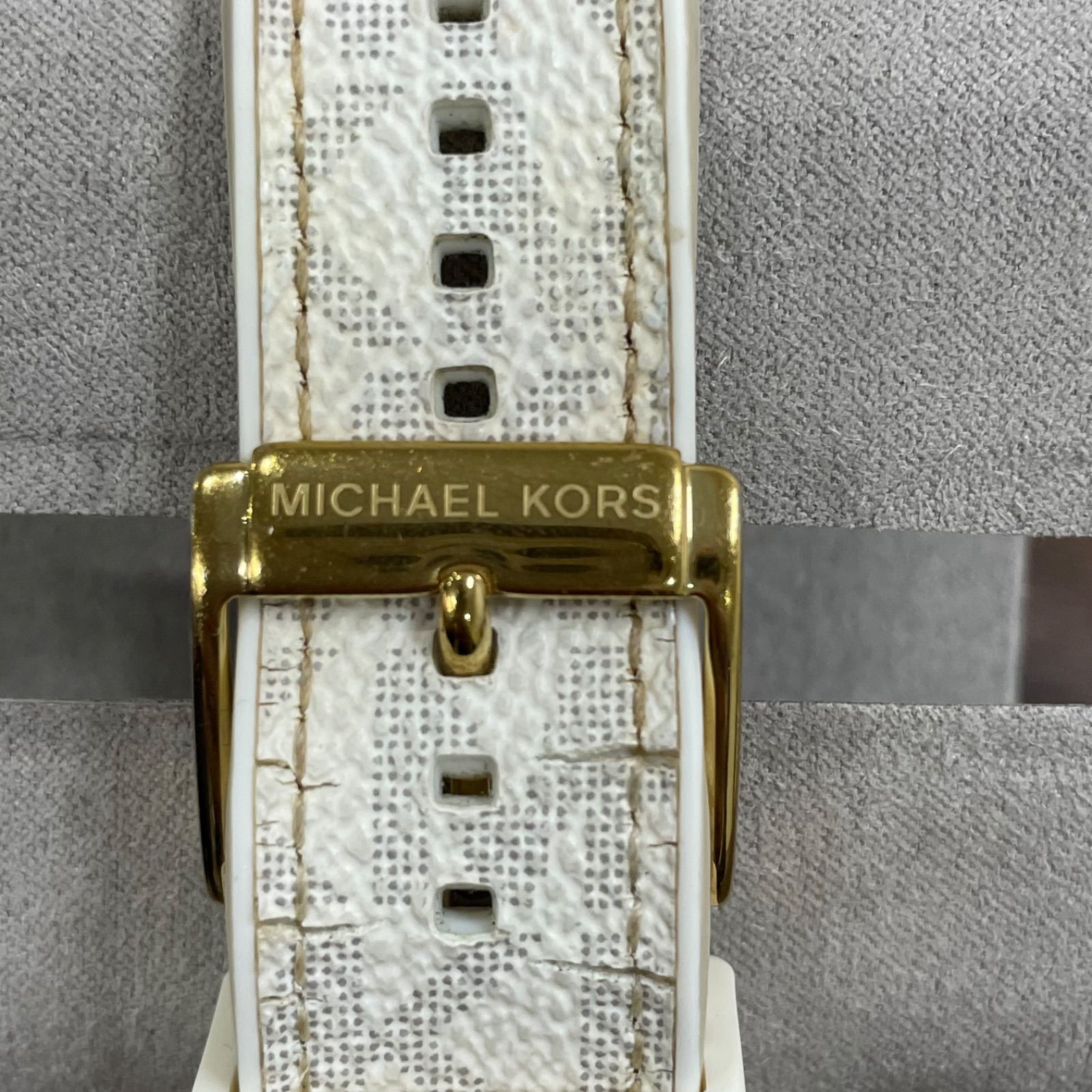 MICHAEL KORS マイケルコース DYLAN MK-8937 腕時計 ホワイト 白 
