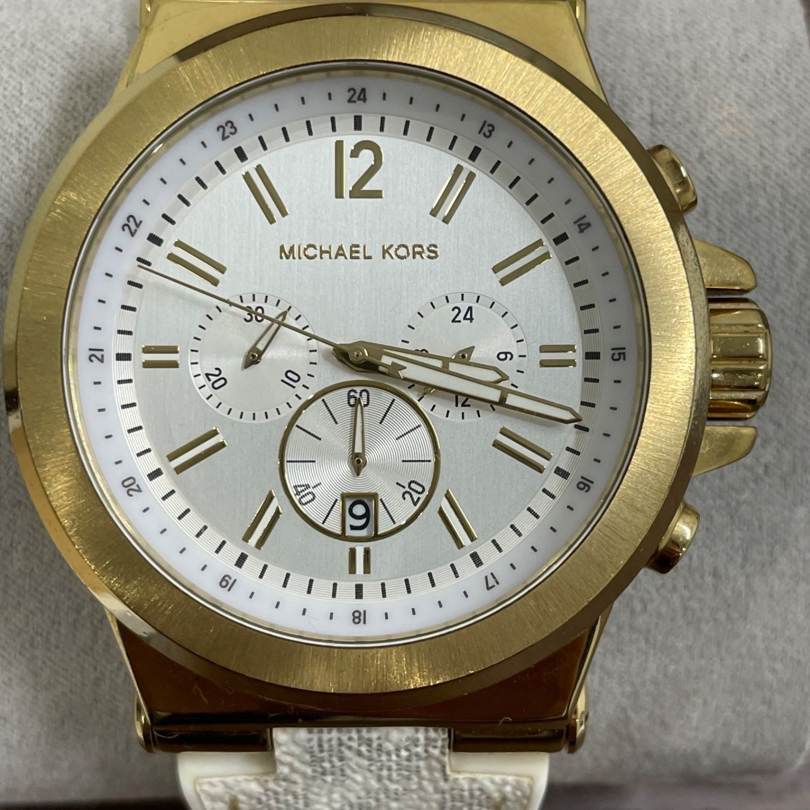 ®️MICHAEL KORS マイケルコース DYLAN MK-8937 腕時計 ホワイト 白 ゴールド調 48mm径 100m防水 メンズ 稼働品