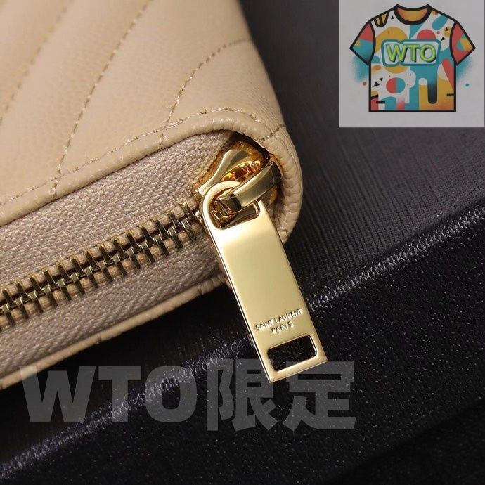 キャビアホワイトゴールドボタン