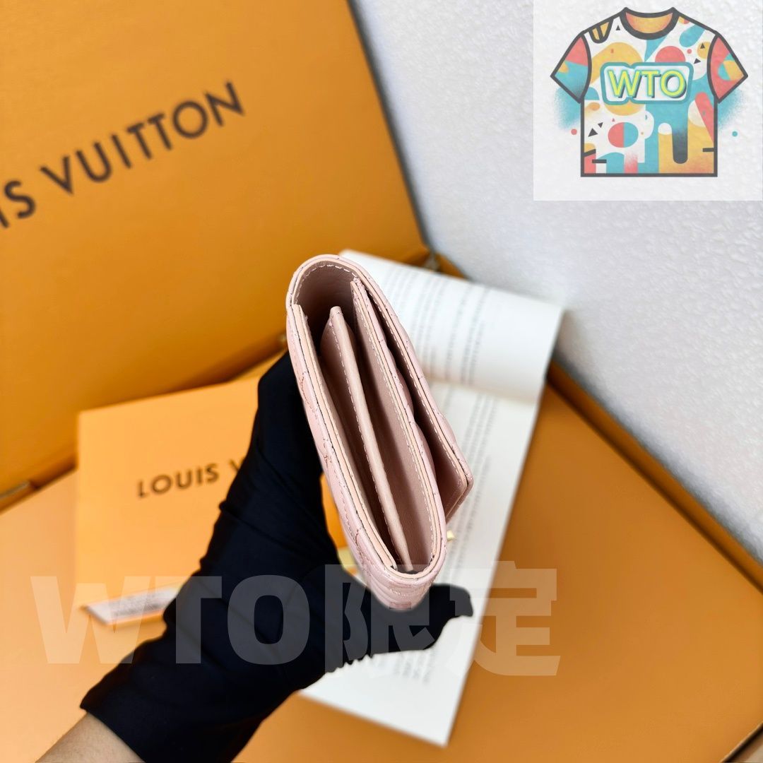 ウォレット モノグラム刺繍