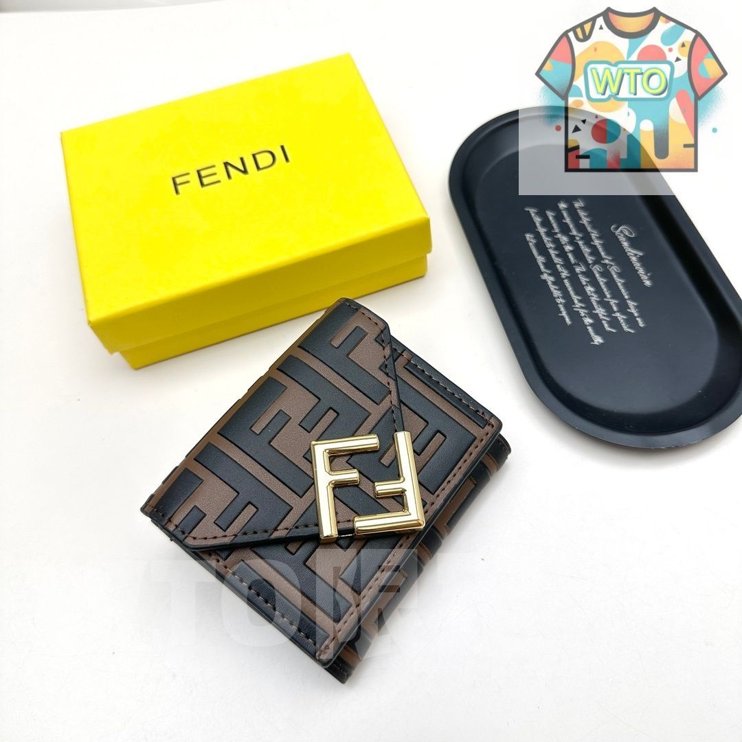 WTO通販 Fendi 8352 ミニウォレット ブラック ダークブラウン エレファントグレー ブラウン レザー使用 コンパクトで実用的なデザイン -WTO輸入-RXE52