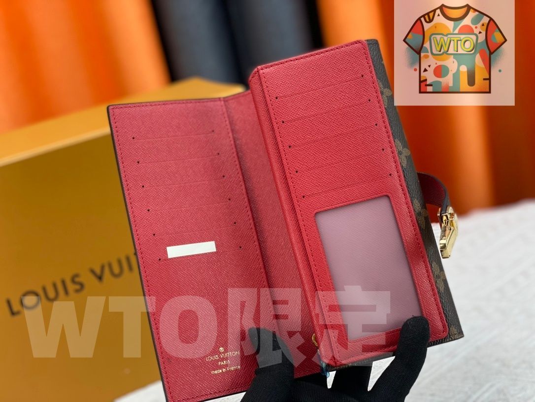 20カードスロット完備