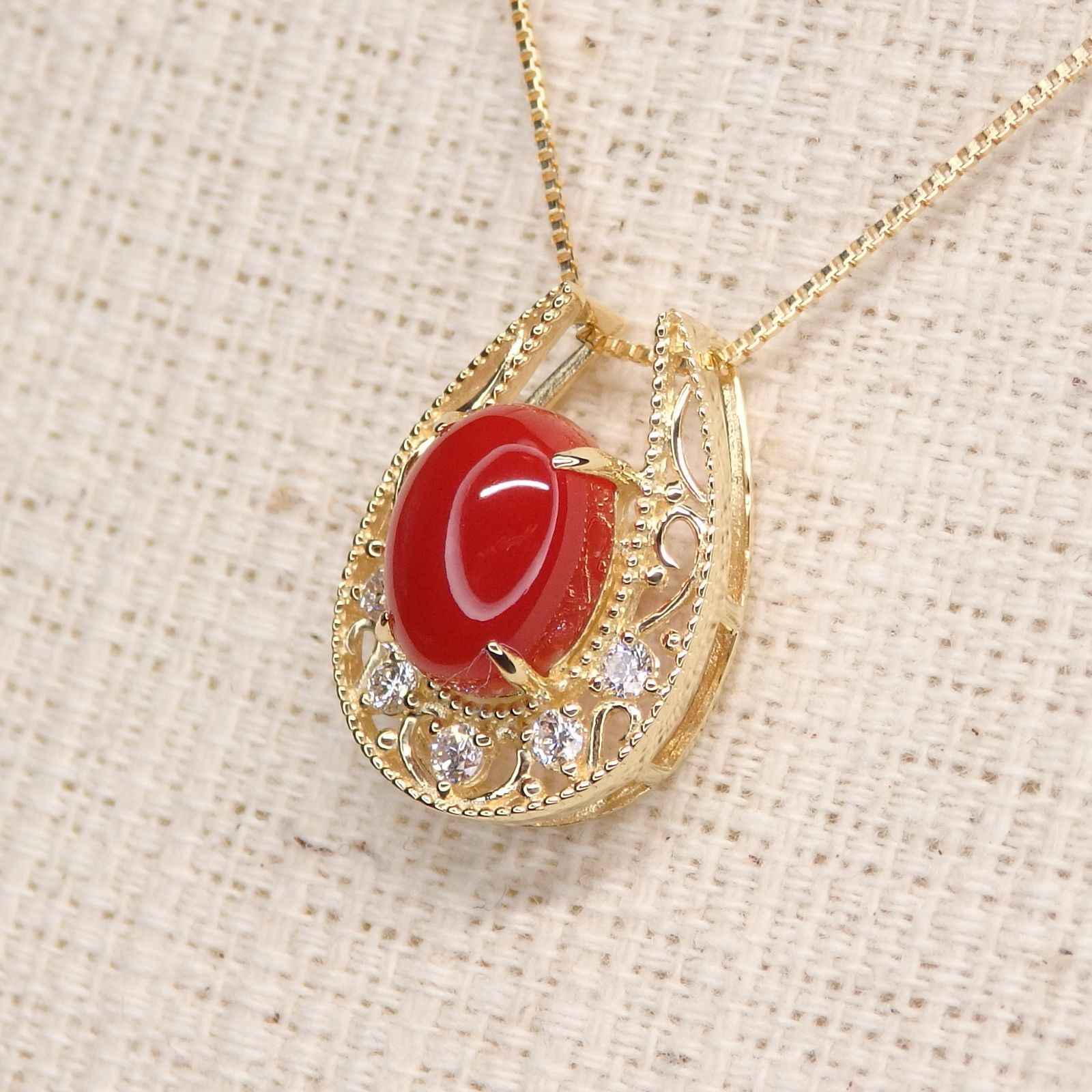 さんご ペンダントTOP Z 5093 1.500 ct ゴールドK 18 珊瑚 サンゴ 馬蹄 ホースシュー ソーティング付き