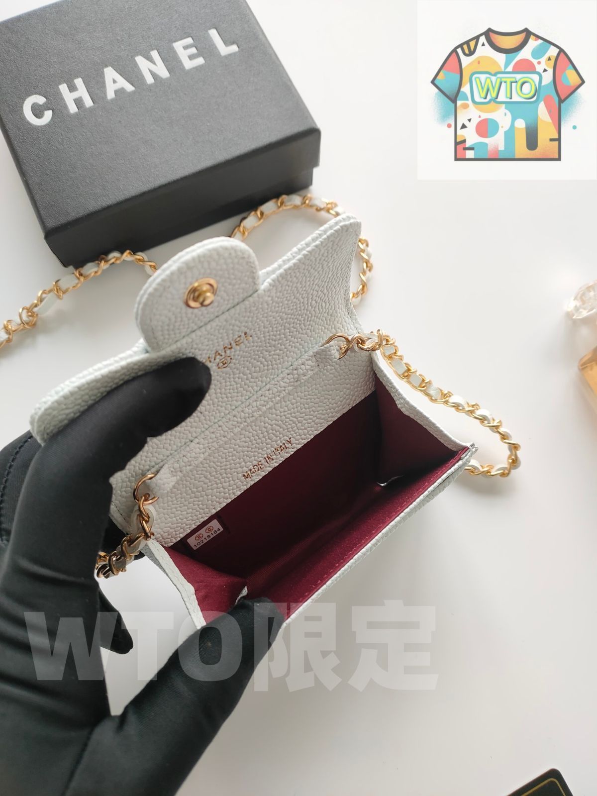  WTO通販 A 8937 コインケース ボールチェックキャビアレザー コンパクトでスタイリッシュなデザイン -WTO輸入-JNV 40 二つ折り財布 折り財布