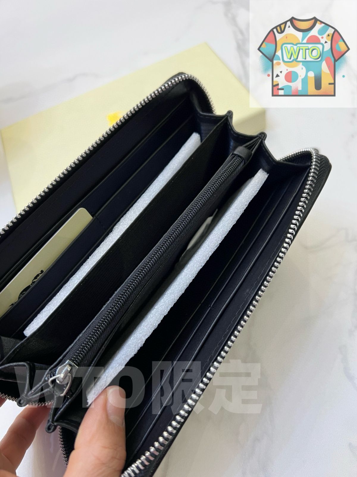 【格安通販】 今日 Burberry メンズウォレット レザー使用 実用的でスタイリッシュなデザイン 大好評販売中！