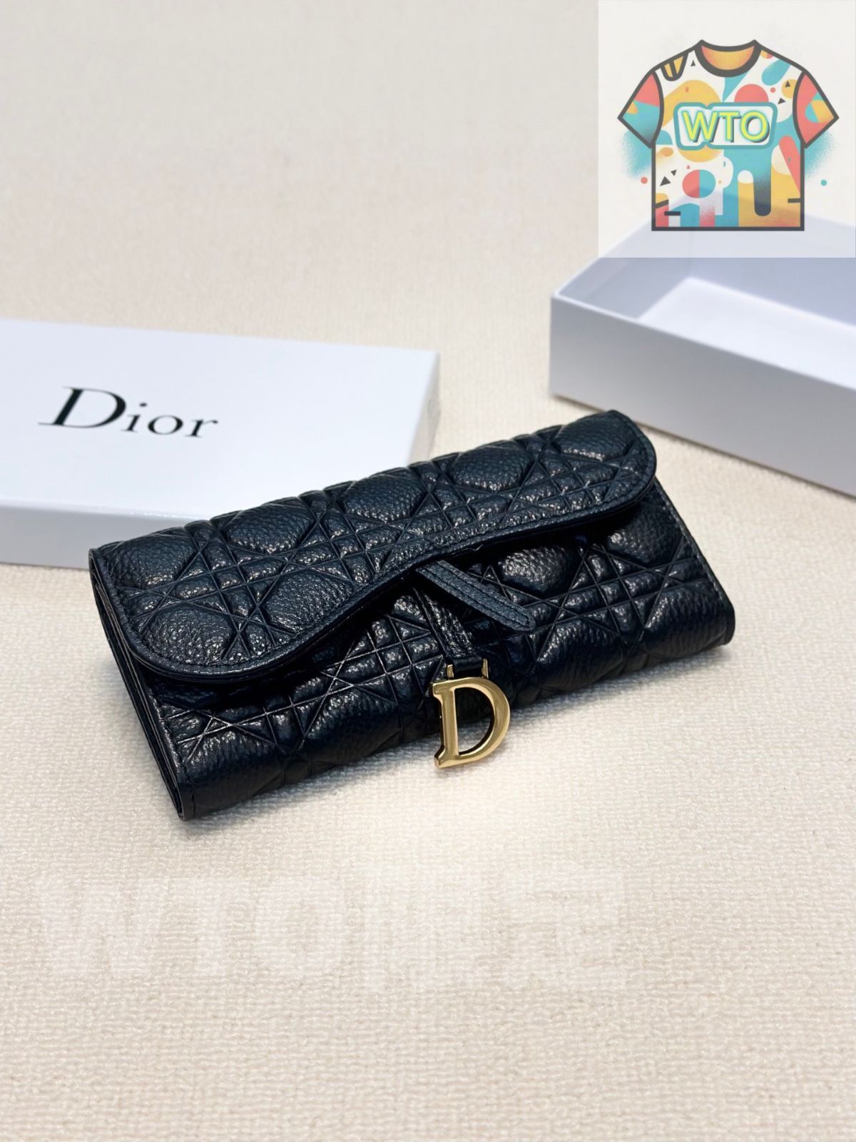  WTO通販 Dior レディースウォレット ブラック エンボス加工レザー 実用的でスタイリッシュなデザイン -WTO輸入-JYP 47 長財布 小物