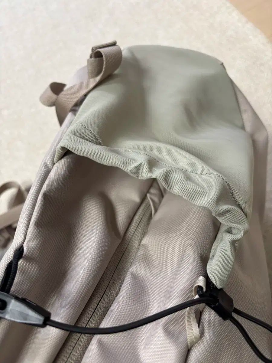 アークテリクス マンティス16 룬 OLIVEOS_COM_TR