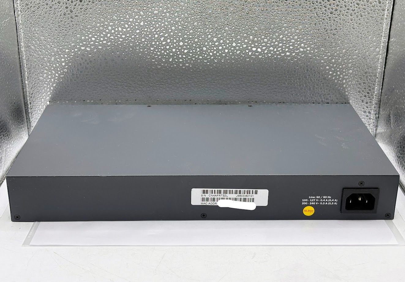 J9803A スイッチングハブ