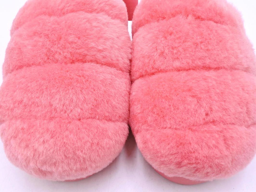 スーパーフラッフスリッパ サンダル