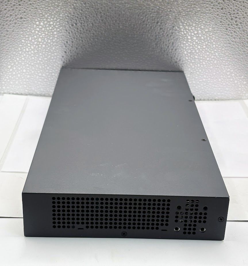 J9803A スイッチングハブ