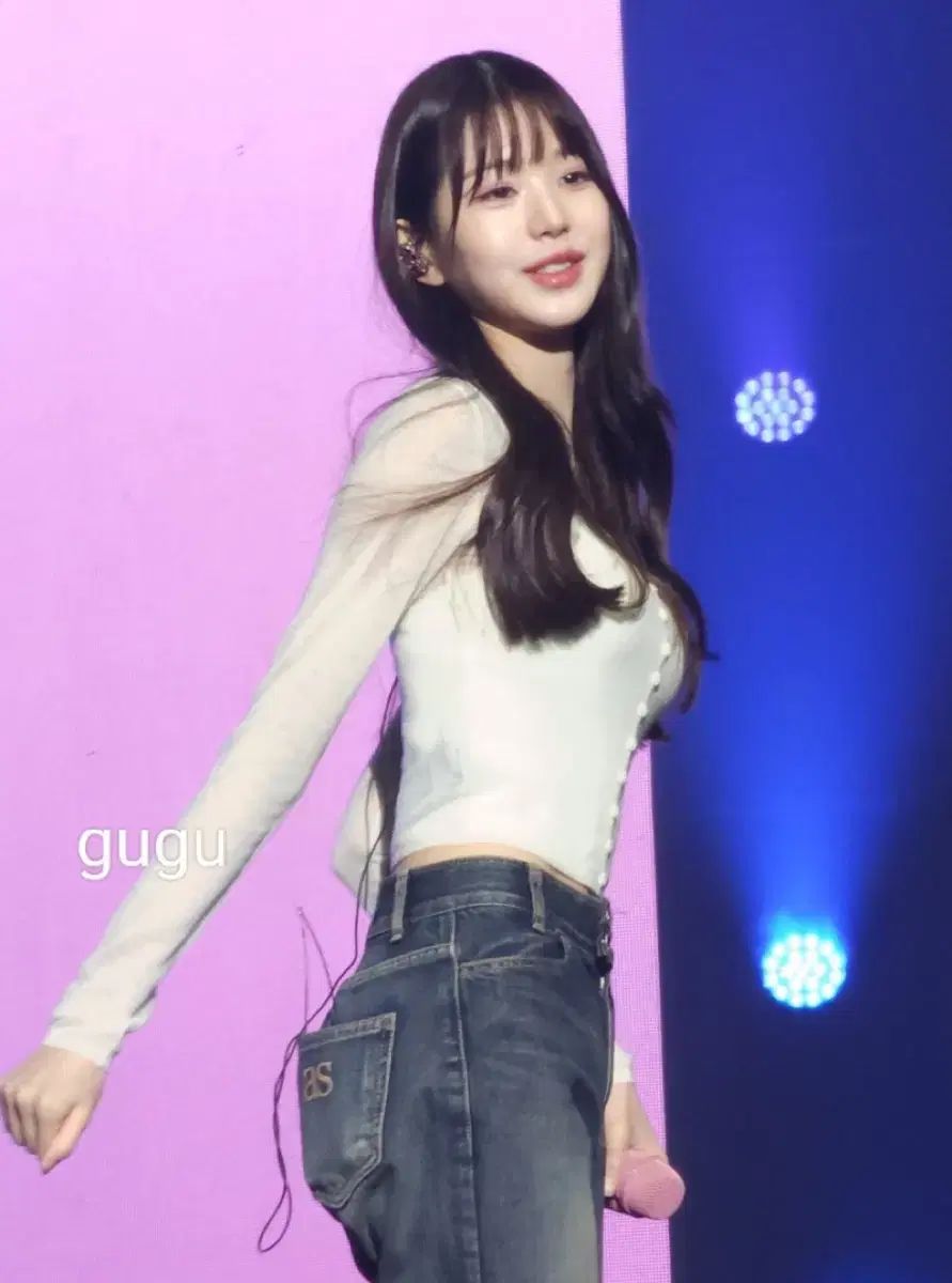 アズオン ウォニョン WONYOUNG チャンウォニョン エクスディテール デニム