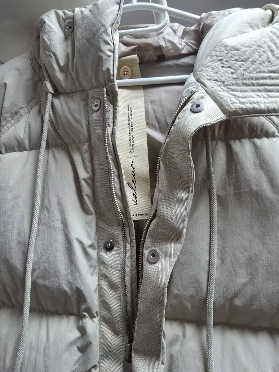 ボーン グースダウン ダウンジャケット ベージュ Lサイズ