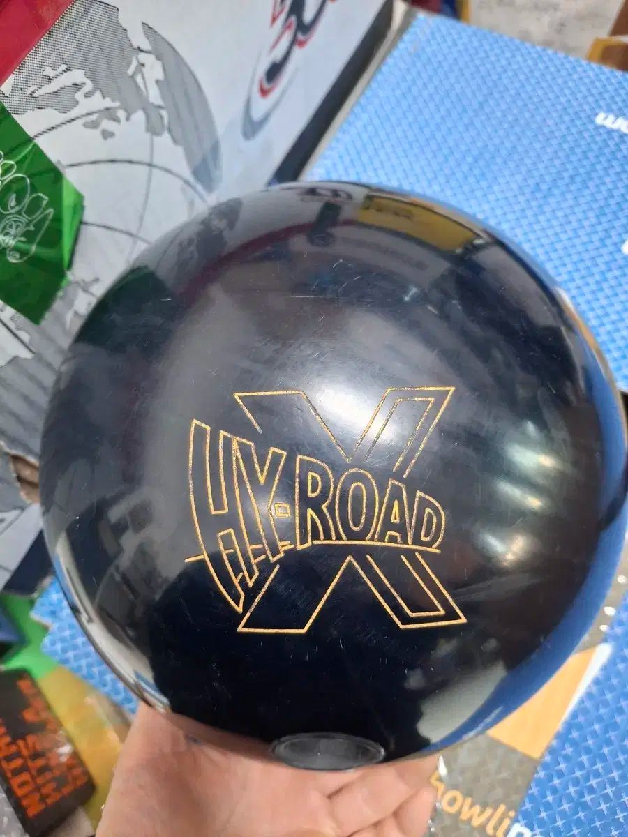 ボーリングボール - ストーム ハイロードX - フックボール - 15パウンド - トゥフィンガーは即時使用