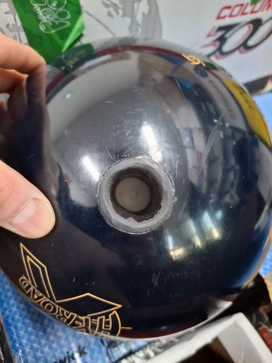 ボーリングボール