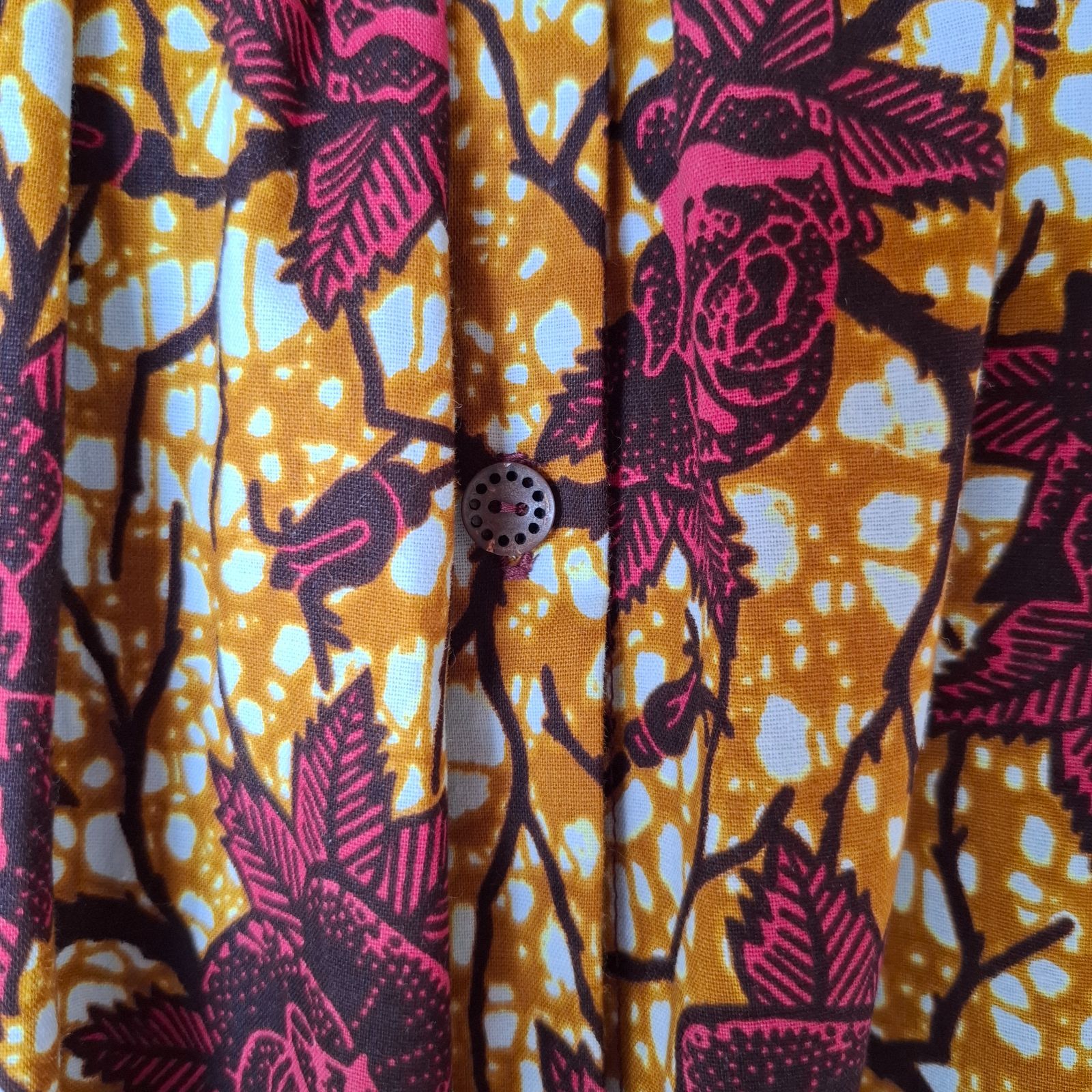 ふんわり袖のギャザーワンピース ローズ