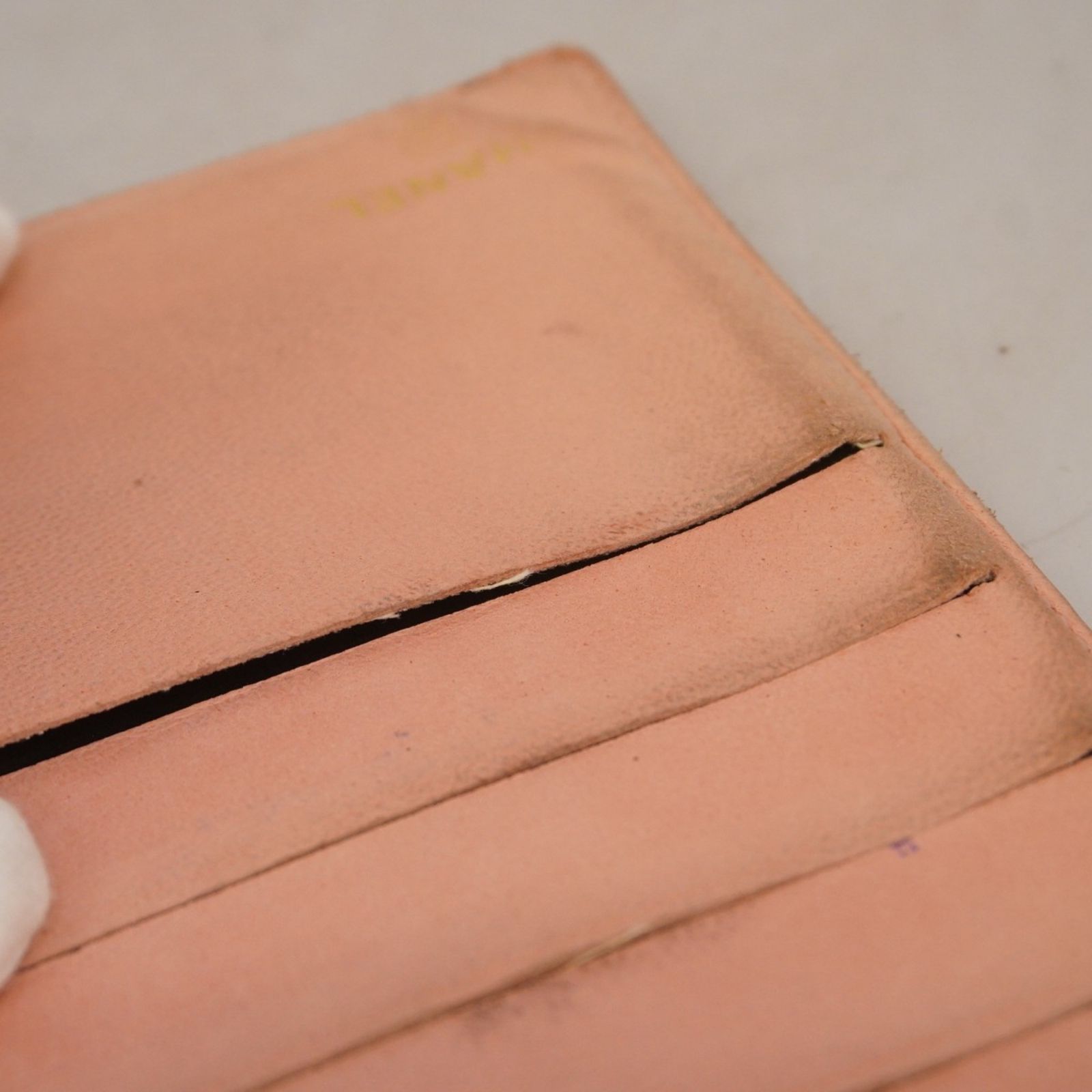 長財布 キャビアスキン