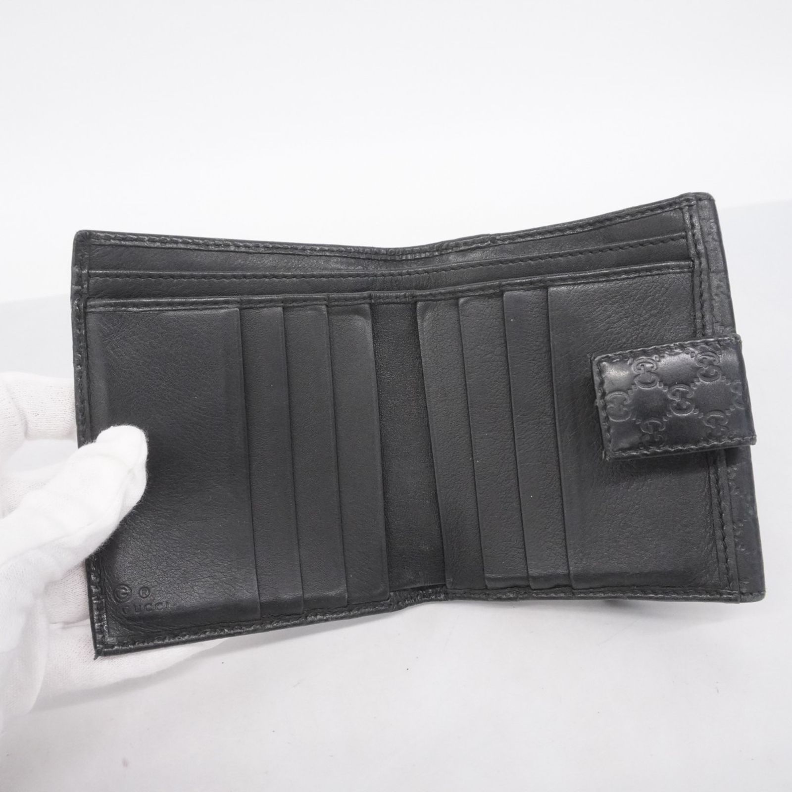 レザー ブラック