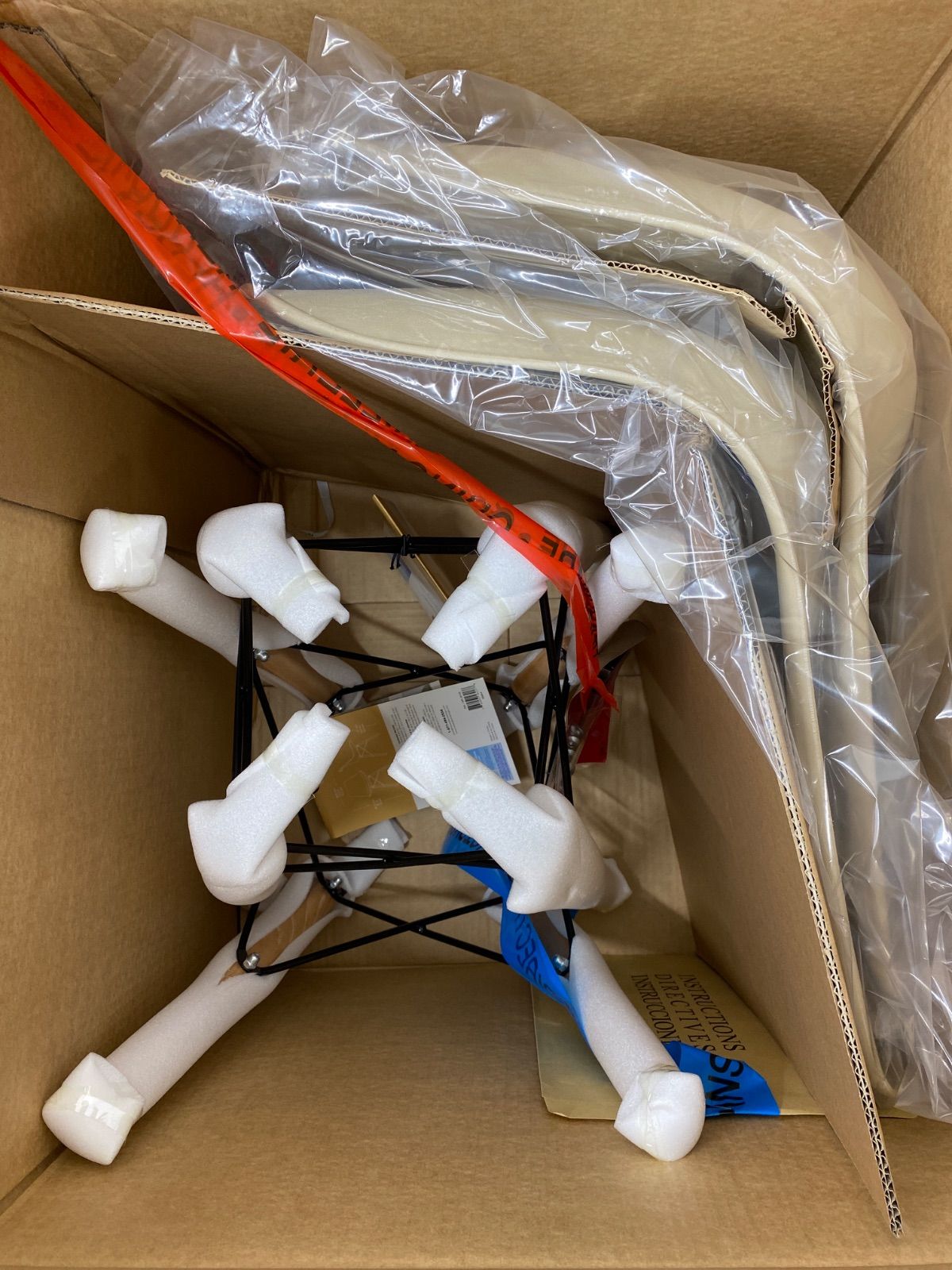 2F AY25111340 Bayside Furnishings アクセントチェア 2脚セット