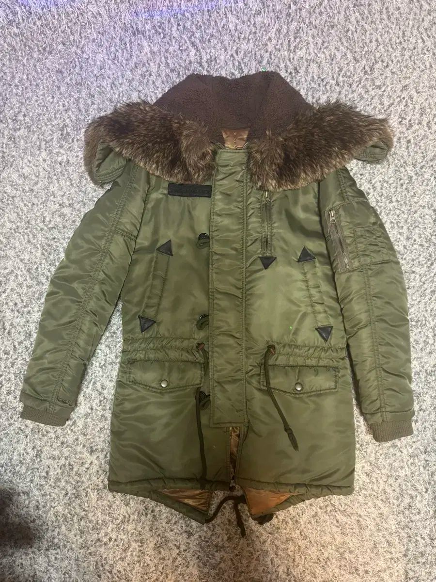 アンダーカバー ファー カラ カーキ ダウン スノーケル パーカ95