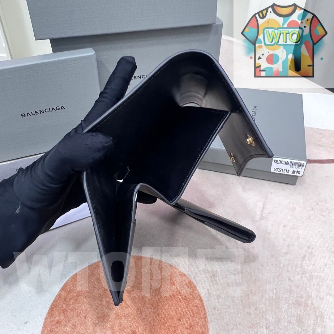  バレンシアガ ミニウォレット クロコダイルエンボス加工 サンドイッチ型 ブラックバックル 二つ折り財布 折り財布